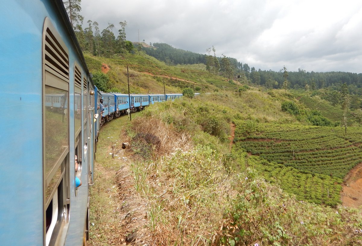 Train from Kandy to Badulla