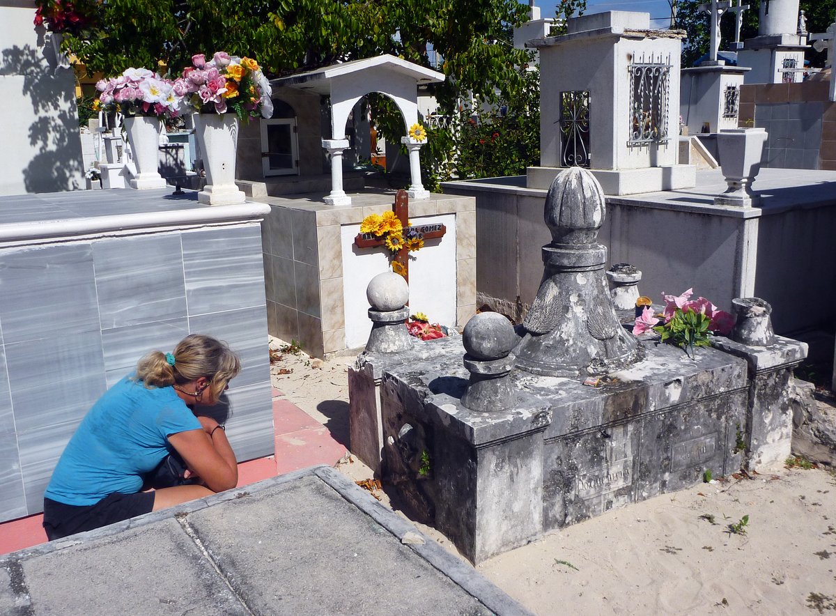 Grave of Fermin Mundaca de Marechaja, Isla Mujeres, Mexico Grave of Fermin Mundaca de Marechaja, Isla Mujeres, Mexico