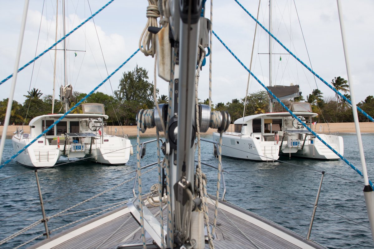 Damn Charter Catamarans Damn Charter Catamarans