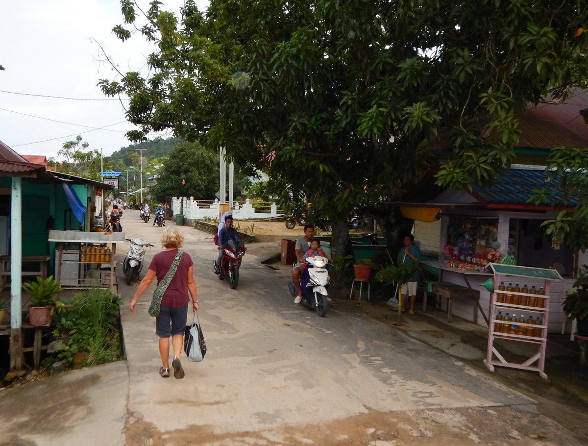 Main Road through Letung